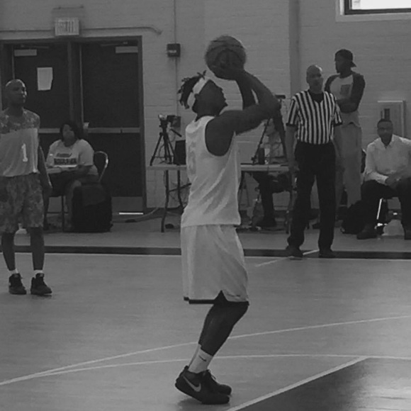 Meet your Posher, Chris - Picture 1 of 1